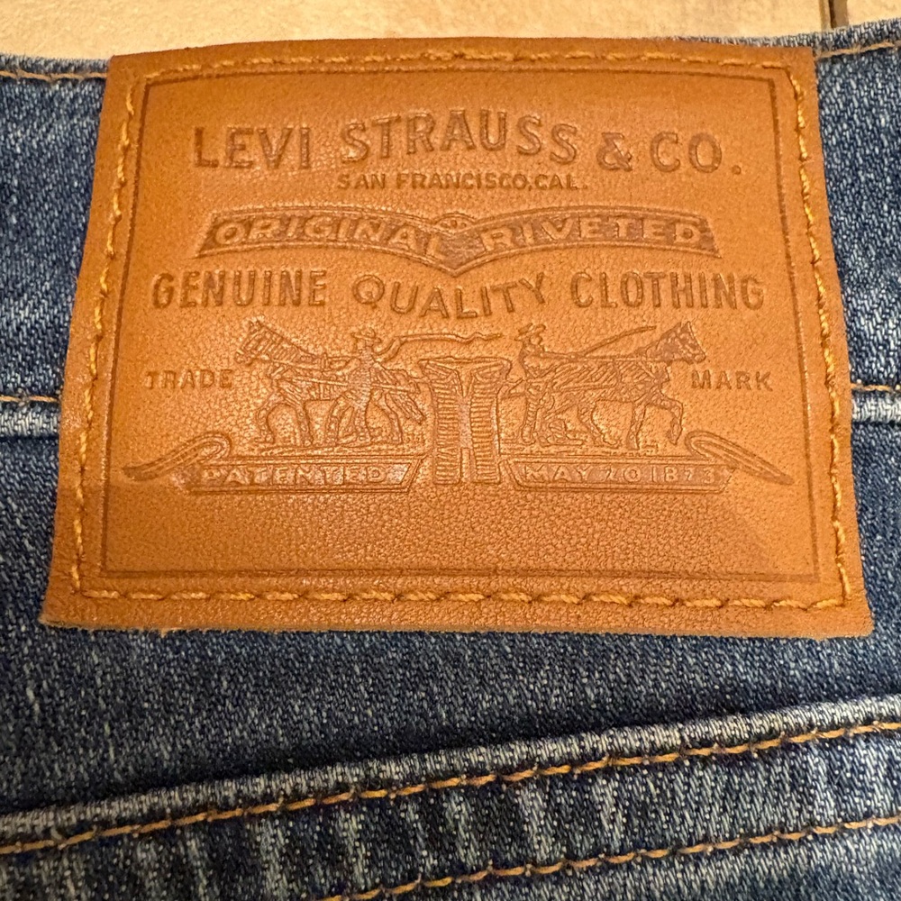 LEVI’S 724 HIGH RISE STRAIGHT WOMEN'S JEANS SIZE 29 - Picture 11 of 15